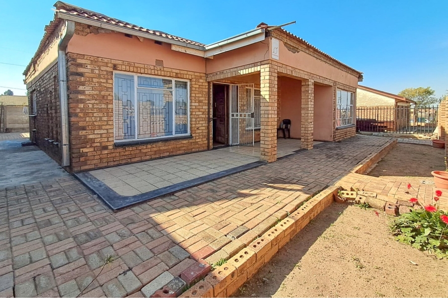 3 Bedroom Property for Sale in Jouberton North West